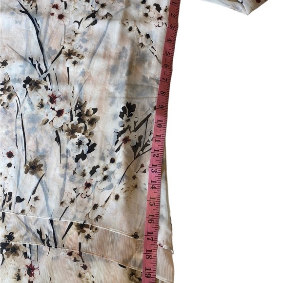 White House‎ Black Market open shoulder blouse. - Picture 9 of 14